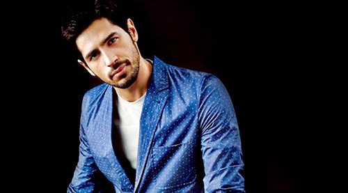 Sidharth Malhotra to perform unique acts at Dream Team Concert, , 2016