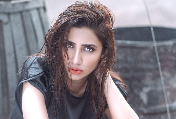 Scoop: Mahira Khan to be replaced in Shah Rukh Khan’s Raees, , 2016