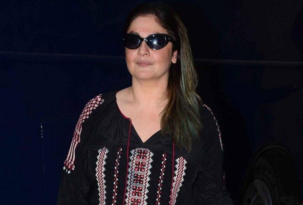SHOCKING: Pooja Bhatt celebrates Diwali in Karachi, , 2016