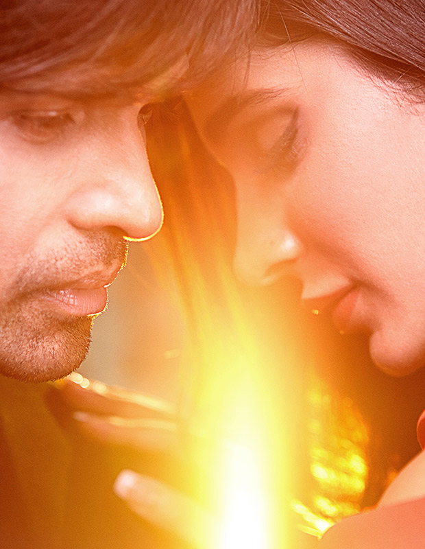 4 million hits in 4 days for Himesh’s title song of his new album Aap Se Mausiiquii, , 2016