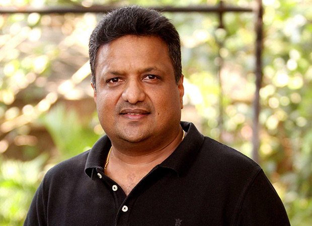 Did Kaabil director Sanjay Gupta just take a pot shot at Shah Rukh Khan?, , 2017