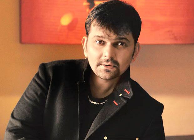 High Court asks producer Gaurang Doshi to disclose assets after he falsely claims about owning the rights to Aankhen 2, , 2017