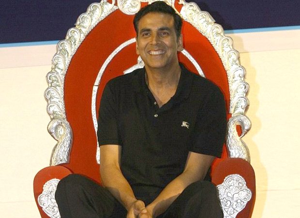 Akshay Kumar presents the most precious gift to Bollywood stuntmen, , 2017
