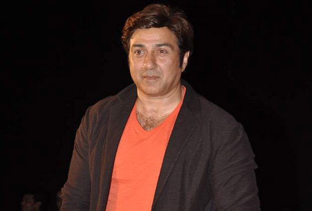 SCOOP: Sunny Deol snubbed by Amrita Singh over son Karan s launch, , 2017