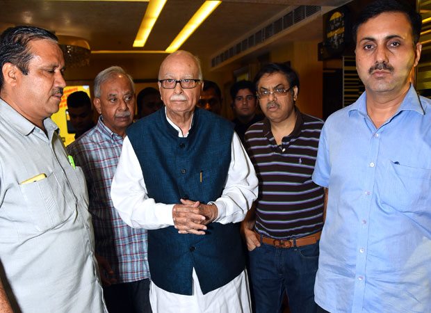 Aamir Khan hosts SPECIAL screening of Secret Superstar for LK Advani in Delhi!, , 2017