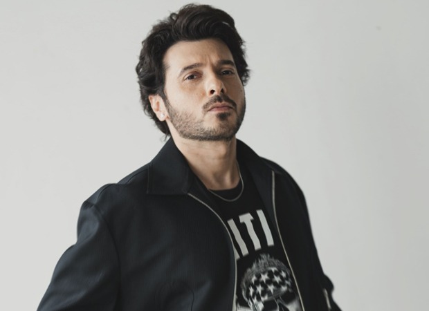 SCOOP: After Mirzapur The Movie   s success, Divyenndu set to headline a period drama next; to be seen in a never-seen-before avatar, , 2026
